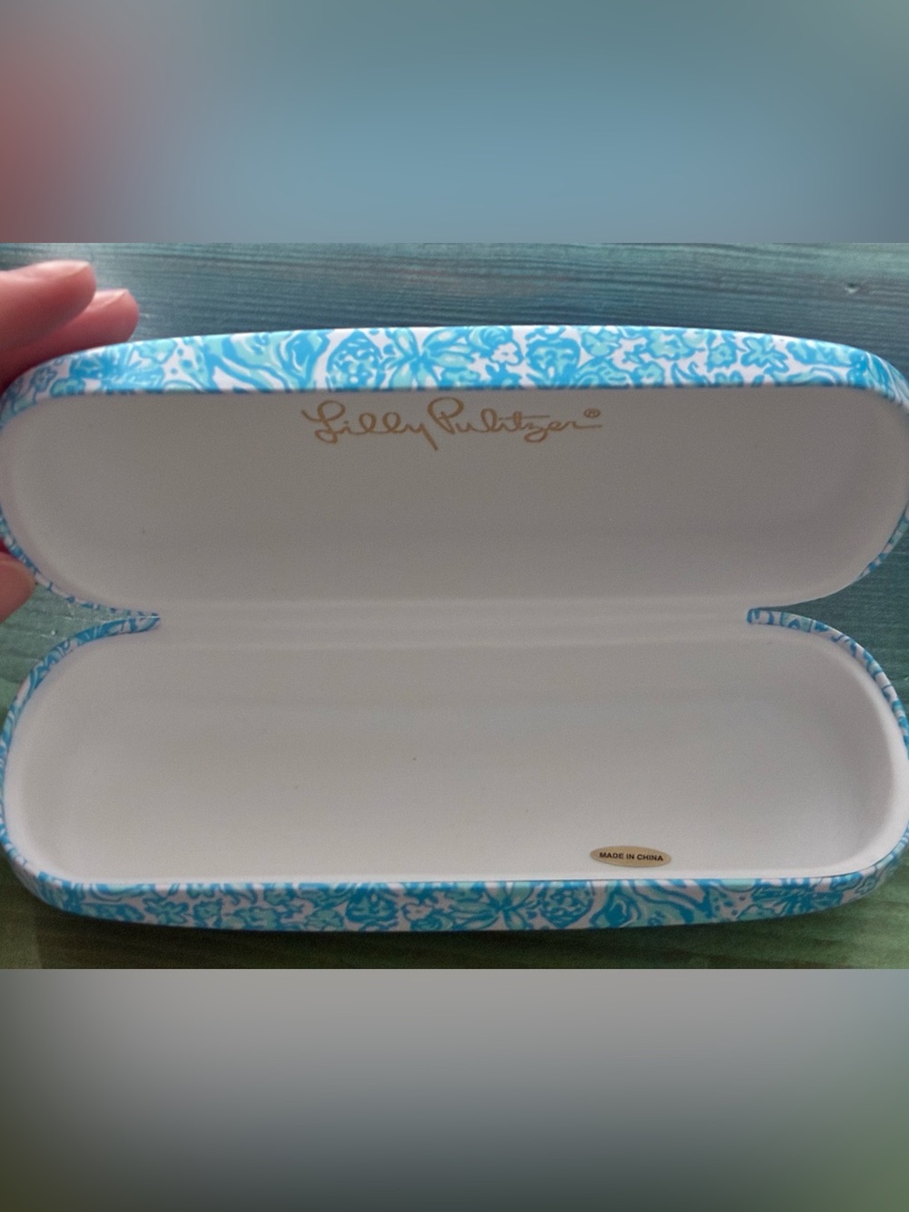 Lilly Pulitzer Turquoise Floral Pattern Eyeglass Case - Picture 5 of 5